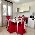 Apartment Braco *