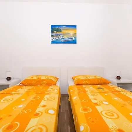 Braco * Трогір