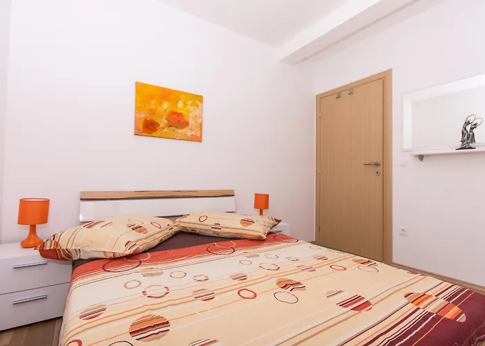Apartment Braco *